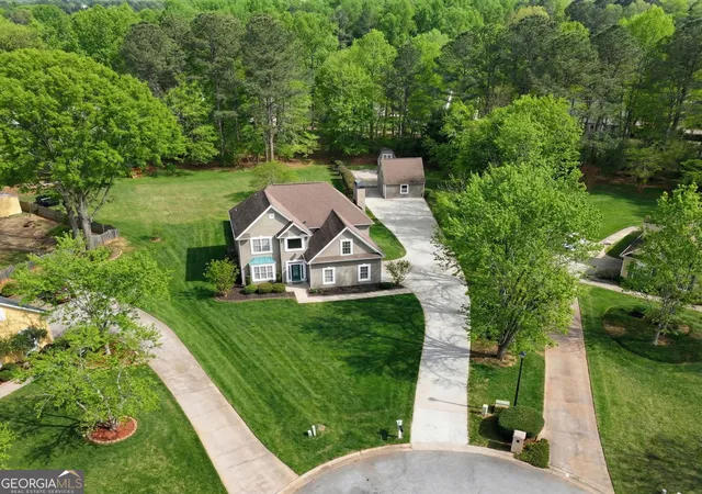Photo 3 of Sale Pending at 42 Stonemill Ct, Newnan, GA 30265 | MLS# 10691122 | Listing updated on 2026-03-03