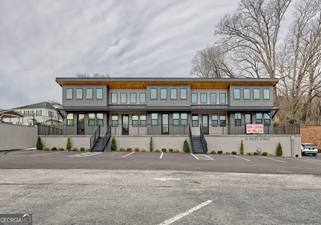 2nd image of 21 Valley St #5, Clayton, GA 30525 | MLS# 10733532
