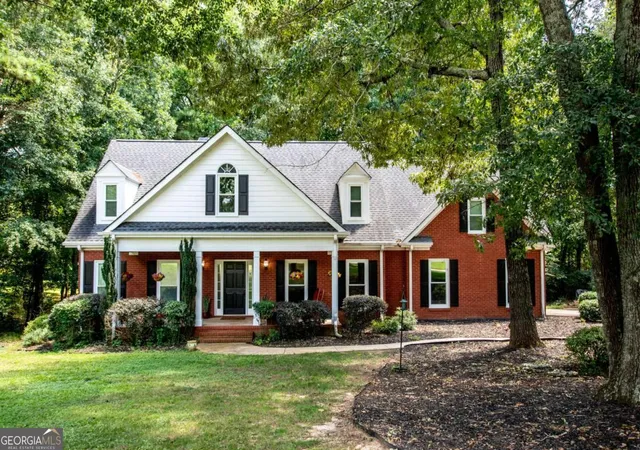 Photo 1 of Single family home for sale at 1011 Lakeside Ct, Bishop, GA 30621 | MLS# 10827210 | Listing updated on 2026-08-31
