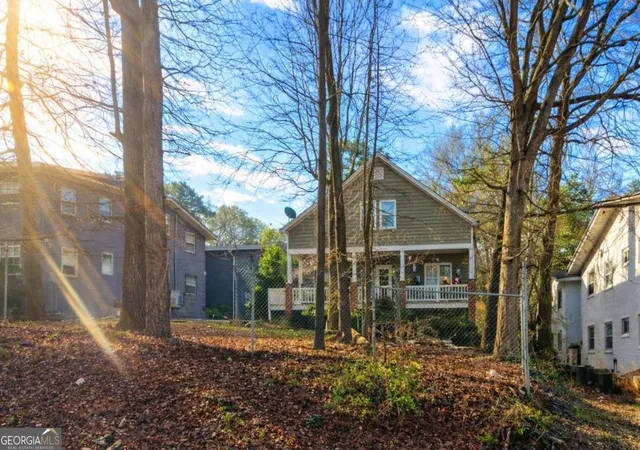 Photo 12 of Multi family home for sale at 2054 Joseph E Boone Blvd Nw, Atlanta, GA 30314 | MLS# 10822671 | Listing updated on 2026-09-12