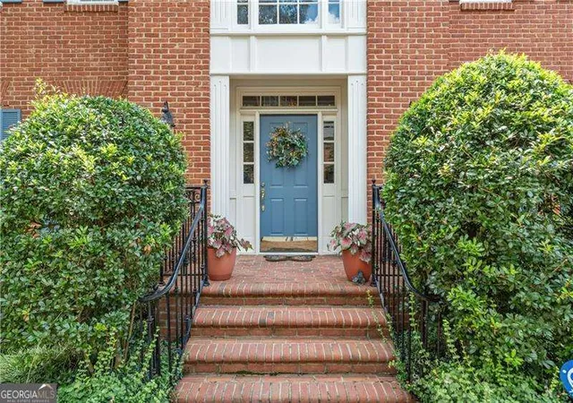 Photo 3 of Single family home for sale at 1951 Winchelsea Ct W, Atlanta, GA 30338 | MLS# 10825154 | Listing updated on 2026-09-10
