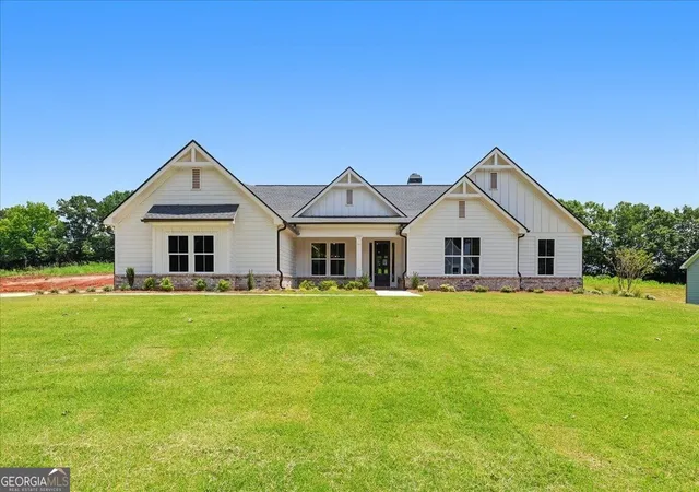 1st image of 131 Maney Dr, Statham, GA 30666 | MLS# 10826772