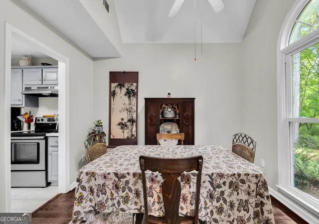 Photo 4 of Sale Pending at 1060 Sharon Pl, Watkinsville, GA 30677 | MLS# 10814508 | Listing updated on 2026-08-19