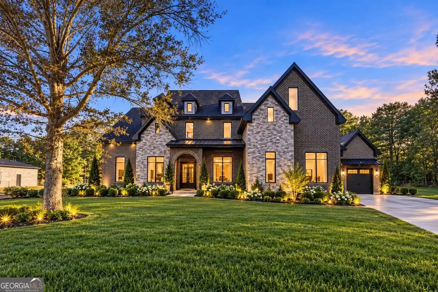 Photo 1 of Mansion for sale at 3345 Smithtown Rd, Suwanee, GA 30024 | MLS# 10844752 | Listing updated on 2026-10-21