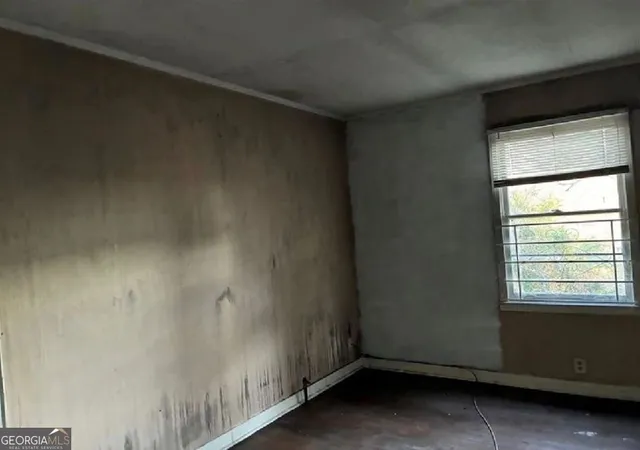 4th image of 608 E Wall St, Griffin, GA 30223 | MLS# 10832507
