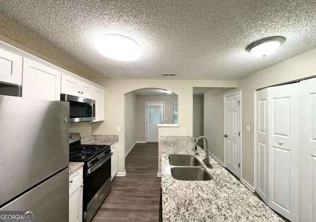 Photo 3 of Single family home for sale at 614 Tramore Ct, Stockbridge, GA 30281 | MLS# 10523367 | Listing updated on 2026-10-03