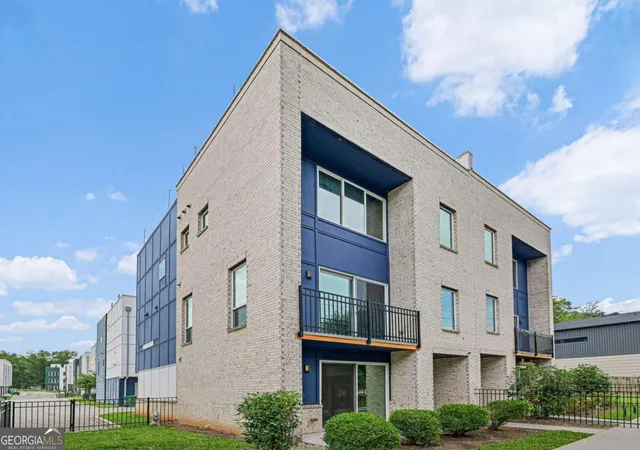 Photo 1 of Townhouse for sale at 1585 Rock Dam Dr, Atlanta, GA 30317 | MLS# 10822822 | Listing updated on 2026-09-14