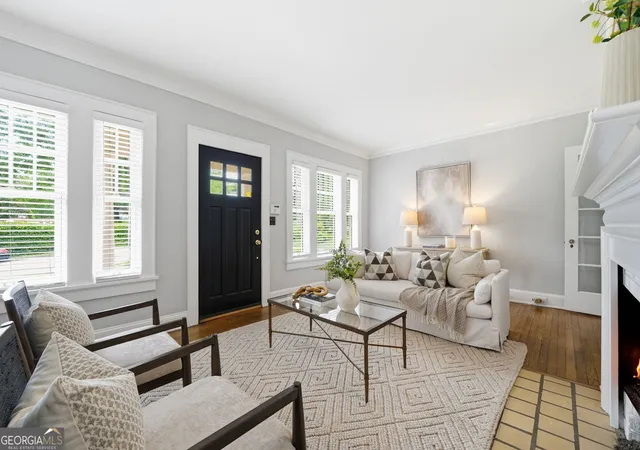 Photo 3 of Sale Pending at 1298 Oxford Rd NE, Atlanta, GA 30306 | MLS# 10786686 | Listing updated on 2026-09-04