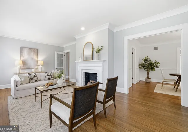 Photo 4 of Sale Pending at 1298 Oxford Rd NE, Atlanta, GA 30306 | MLS# 10786686 | Listing updated on 2026-09-04