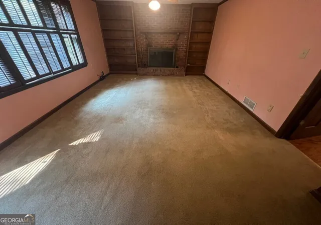 Photo 3 of Sale Pending at 1740 Elizabeth Ct Sw, Conyers, GA 30094 | MLS# 10587542 | Listing updated on 2025-12-04