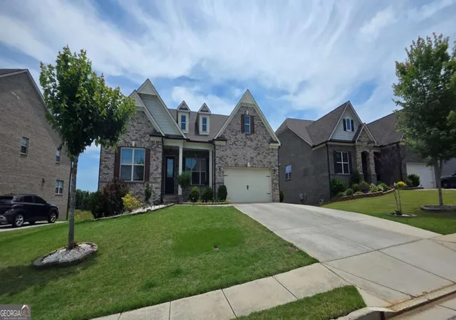 Homes for sale in Suwanee, GA | 4561 Woodward Walk Ln, Suwanee, GA 30024 | MLS# 10802936