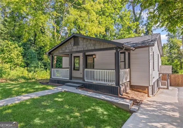 4th image of 1987 Ruth St Nw, Atlanta, GA 30318 | MLS# 10684960