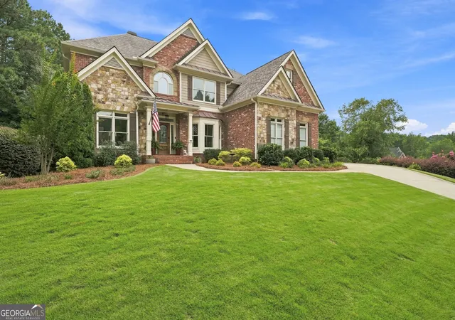 Photo 2 of Mansion for sale at 2125 Cascading Creek Ct, Cumming, GA 30041 | MLS# 10814378 | Listing updated on 2026-08-28