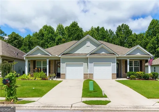 Photo 2 of Townhouse for sale at 500 Vandenburg Dr, Villa Rica, GA 30180 | MLS# 10794019 | Listing updated on 2026-09-01