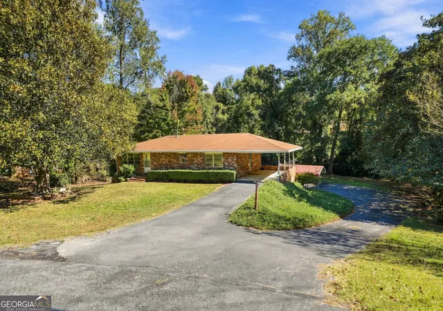 Photo 1 of Single family home for sale at 314 Shoal Crk Rd, Canton, GA 30114 | MLS# 10881687 | Listing updated on 2026-10-30