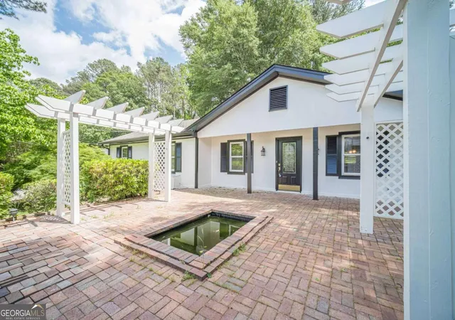 4th image of 4858 Tarleton Dr Sw, Lilburn, GA 30047 | MLS# 10819696