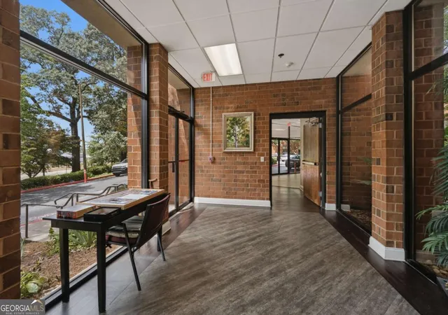3rd image of 300 Johnson Ferry Rd #A713, Sandy Springs, GA 30328 | MLS# 10811263