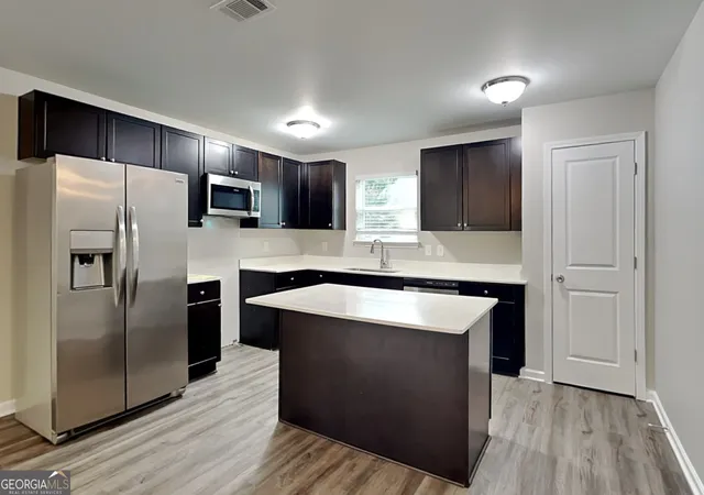 2nd image of 20 Daniel Ln, Covington, GA 30014 | MLS# 10788993
