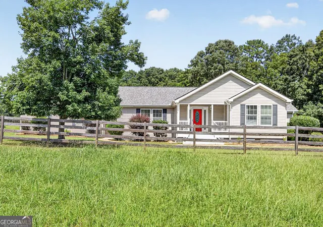 Photo 1 of Single family home for sale at 849 Floyd Rd, Danielsville, GA 30633 | MLS# 10826900 | Listing updated on 2026-09-03
