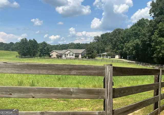 Photo 3 of Single family home for sale at 849 Floyd Rd, Danielsville, GA 30633 | MLS# 10826900 | Listing updated on 2026-09-03