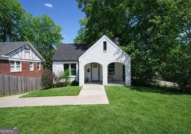2nd image of 1184 Metropolitan Pkwy Sw, Atlanta, GA 30310 | MLS# 10737532