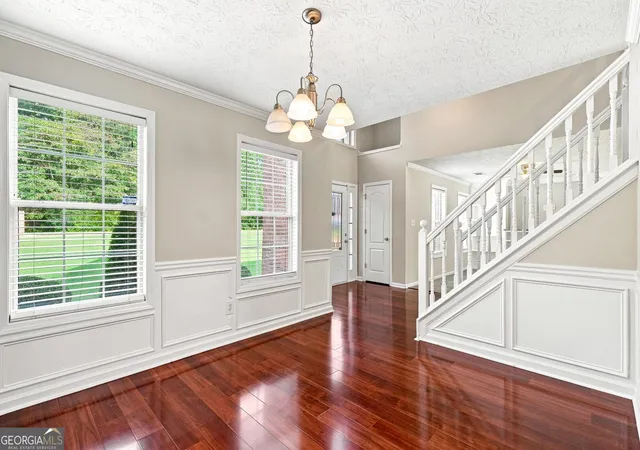 Photo 3 of Single family home for sale at 304 Waterfront Dr, Mcdonough, GA 30253 | MLS# 10834314 | Listing updated on 2026-09-23