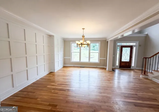 Photo 3 of Single family home for sale at 4710 Roswell Rd, Marietta, GA 30062 | MLS# 10765464 | Listing updated on 2026-10-29