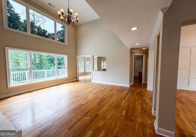 Photo 4 of Single family home for sale at 4710 Roswell Rd, Marietta, GA 30062 | MLS# 10765464 | Listing updated on 2026-10-29