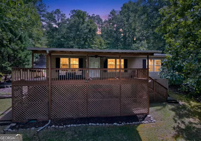 Photo 3 of Manufactured home for sale at 2123 Harbour Point Dr, Sparta, GA 31087 | MLS# 10836697 | Listing updated on 2026-09-14