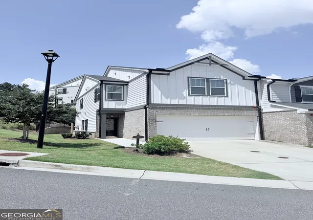 Townhouse for sale at 1326 Vayda Ct, Marietta, GA 30066 | MLS# 10836259