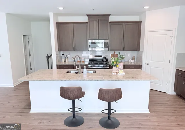 Photo 3 of Townhouse for sale at 1326 Vayda Ct, Marietta, GA 30066 | MLS# 10836259 | Listing updated on 2026-09-14