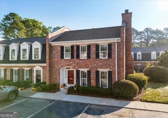 Photo 1 of Sale Pending at 16 Palace Green Pl Nw, Atlanta, GA 30318 | MLS# 10871846 | Listing updated on 2026-10-28