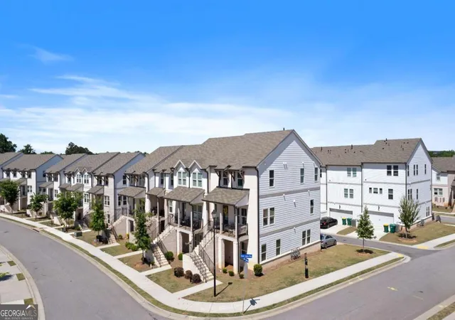 Photo 2 of Townhouse for sale at 3564 Shore Wood Ave, Lawrenceville, GA 30044 | MLS# 10781027 | Listing updated on 2026-09-06