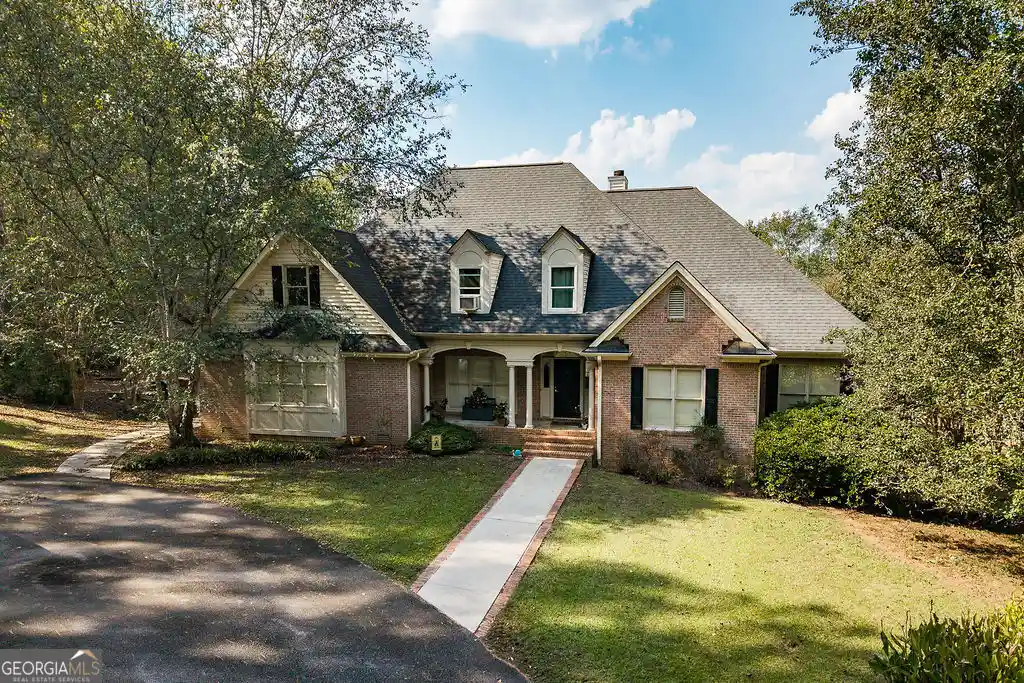 Photo 1 of Single family home for sale at 1215 Brush Crk Rd, Colbert, GA 30628 | MLS# 10875310 | Listing updated on 2026-10-19
