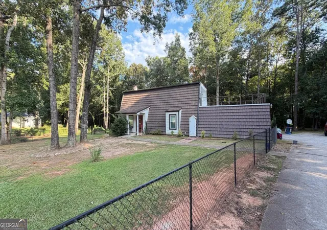 2nd image of 380 Linda Ln, Carrollton, GA 30117 | MLS# 10822417