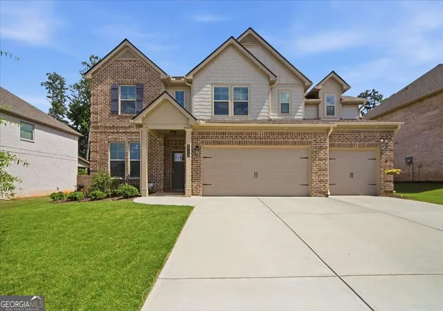 2nd image of 2116 Cadenza Cir, Dacula, GA 30019 | MLS# 10796257