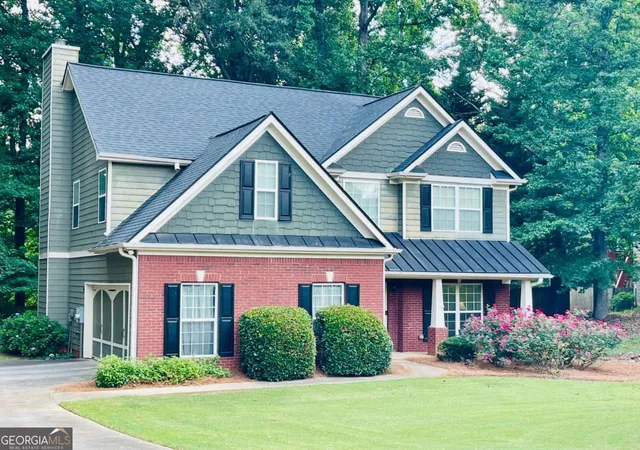 Photo 2 of Single family home for sale at 933 Vinings Dr, Winder, GA 30680 | MLS# 10803807 | Listing updated on 2026-09-22
