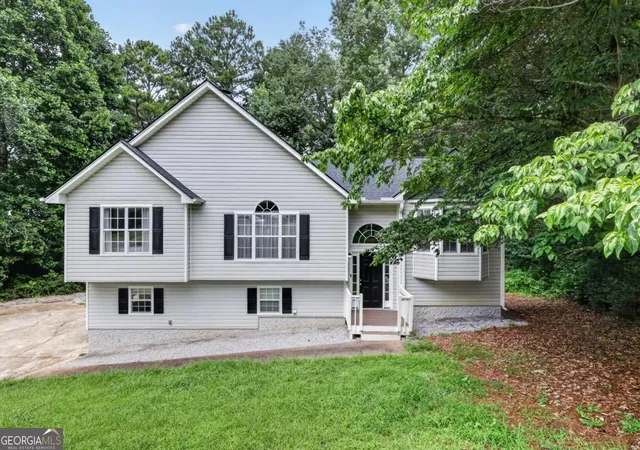Photo 2 of Single family home for sale at 88 Paradise Trl, Douglasville, GA 30134 | MLS# 10819615 | Listing updated on 2026-09-13