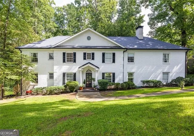 Photo 1 of Mansion for sale at 1135 Peachtree Battle Ave Nw, Atlanta, GA 30327 | MLS# 10823537 | Listing updated on 2026-08-27