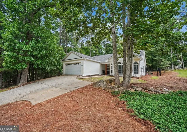 Photo 3 of Single family home for sale at 3280 Greenhill Dr, Villa Rica, GA 30180 | MLS# 10819004 | Listing updated on 2026-08-18