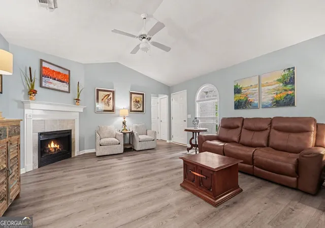 Photo 4 of Single family home for sale at 3280 Greenhill Dr, Villa Rica, GA 30180 | MLS# 10819004 | Listing updated on 2026-08-18