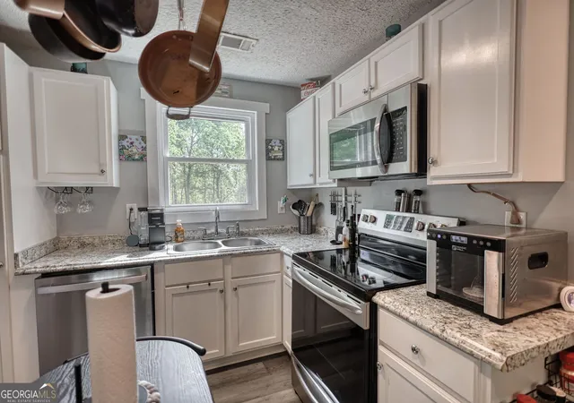 Homes for sale in Jackson, GA | 119 Collier Rd, Jackson, GA 30233 | MLS# 10736981