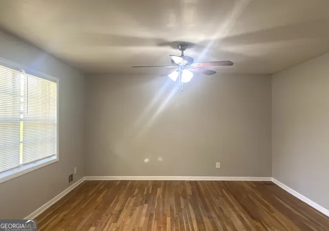 Photo 3 of Sale Pending at 2820 Lloyd Rd, Decatur, GA 30034 | MLS# 10526195 | Listing updated on 2025-08-07