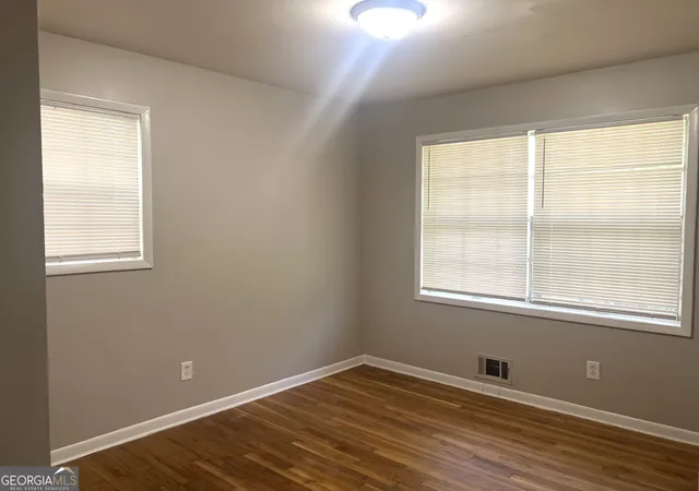 Photo 4 of Sale Pending at 2820 Lloyd Rd, Decatur, GA 30034 | MLS# 10526195 | Listing updated on 2025-08-07