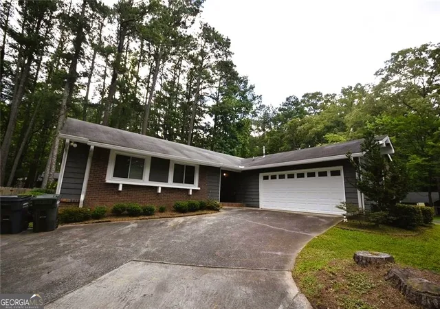 Photo 2 of Single family home for sale at 1288 Crescent Dr, Marietta, GA 30066 | MLS# 10790966 | Listing updated on 2026-08-24
