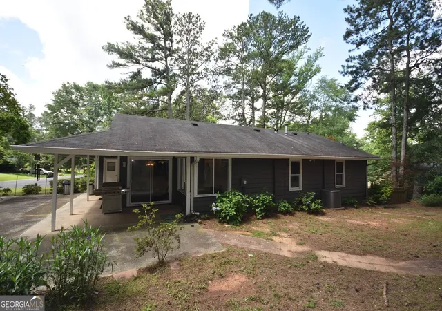 Photo 3 of Single family home for sale at 1288 Crescent Dr, Marietta, GA 30066 | MLS# 10790966 | Listing updated on 2026-08-24