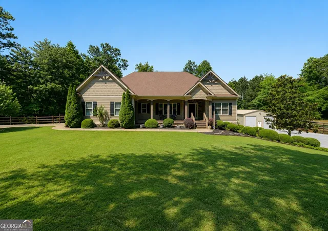 Photo 1 of Single family home for sale at 711 Upper Burris Rd, Canton, GA 30114 | MLS# 10769636 | Listing updated on 2026-10-30
