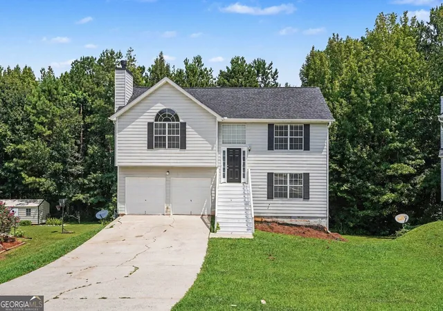 Photo 2 of Single family home for sale at 228 Kings Cvs, Locust Grove, GA 30248 | MLS# 10824559 | Listing updated on 2026-09-07
