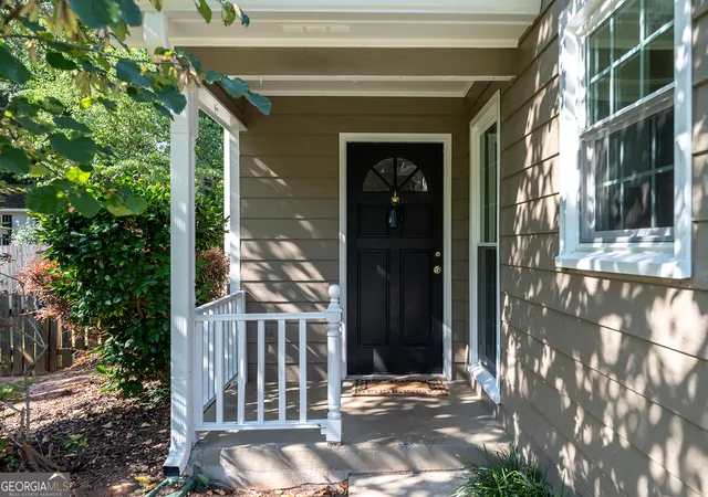Photo 4 of Single family home for sale at 131 Diamond Dr, Athens, GA 30605 | MLS# 10795830 | Listing updated on 2026-08-29