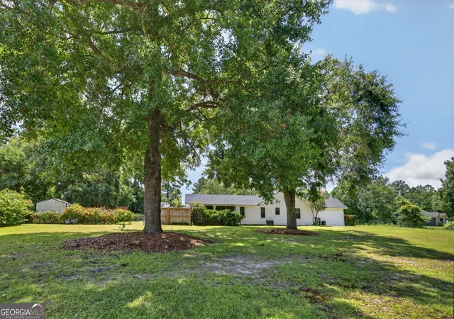 Photo 4 of Single family home for sale at 385 Lemans Dr, Bloomingdale, GA 31302 | MLS# 10805718 | Listing updated on 2026-09-13